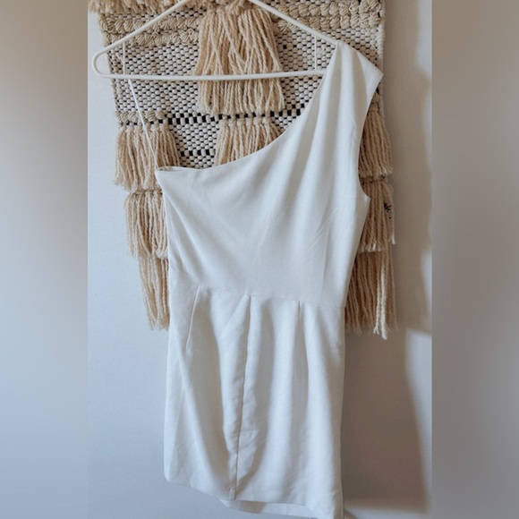 NEW Dress the Population Martie One Shoulder Ruched Bodycon Mini Dress Medium - Picture 3 of 4